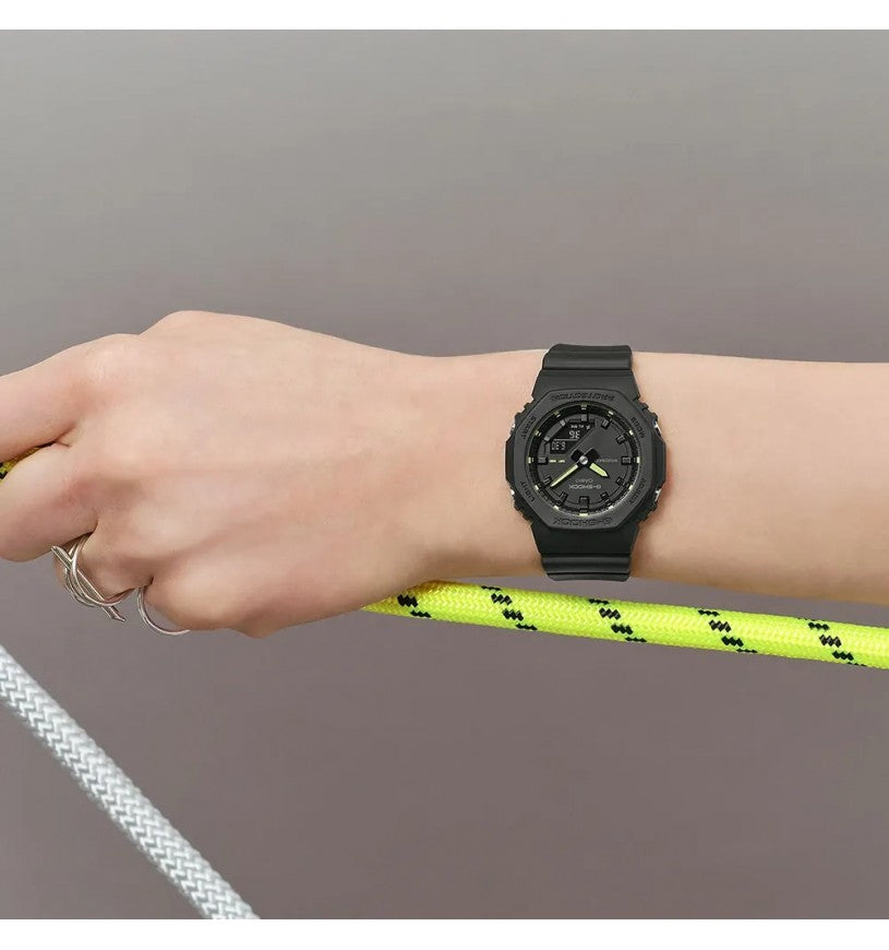 Orologio G-Shock Classic Style GMA-P2100SA-1A2ER Small Classic