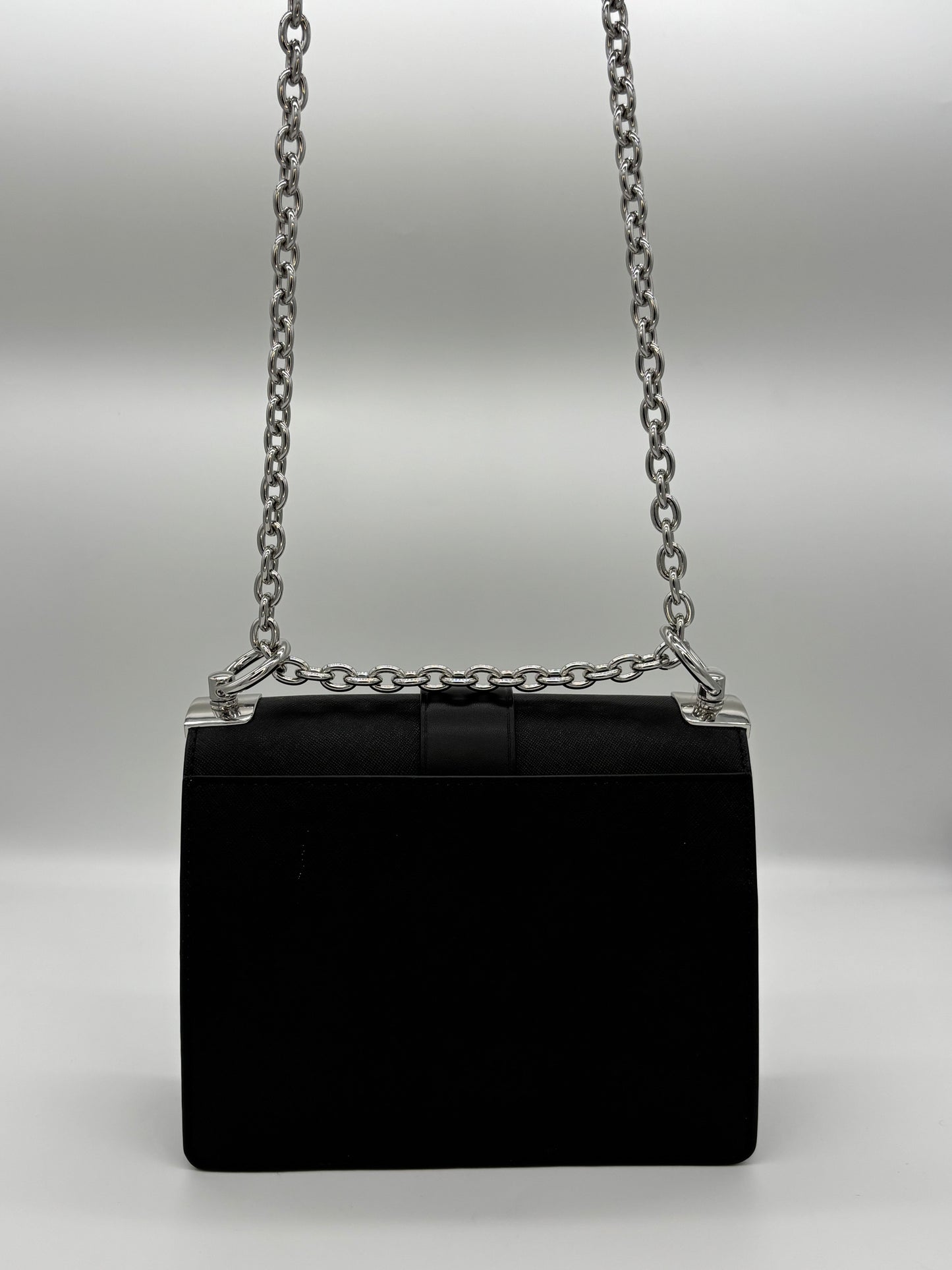 GREENWICH BLACK